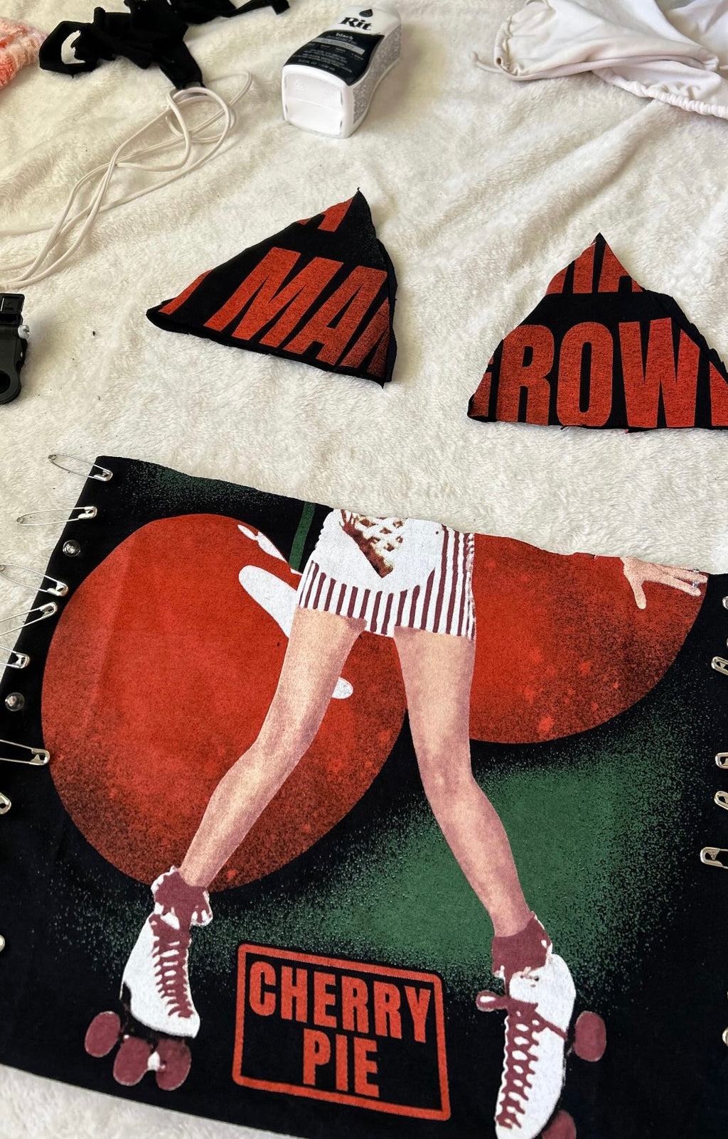 Customized graphic 2 piece set